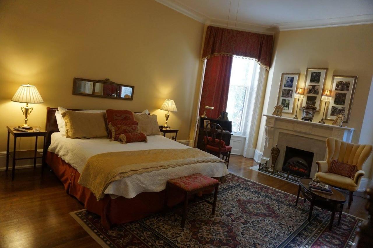 Bourbon Bed & Breakfast