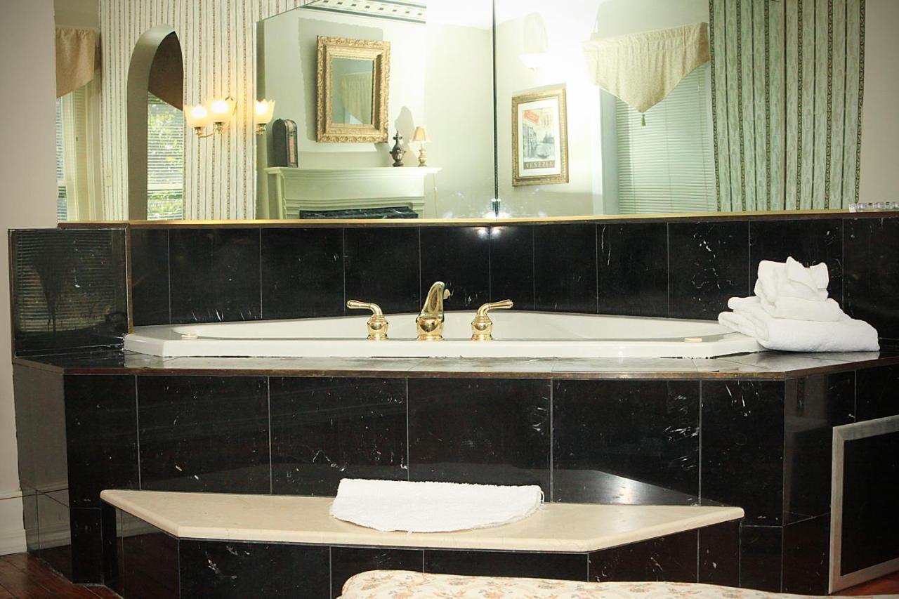 Bed & Breakfast Bourbon Louisville